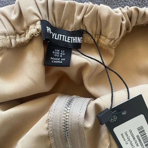 NWT PrettyLittleThing Strapless Cargo Midi Dress W-8 Tan Zip Front Utility - Picture 9 of 10